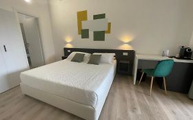 Admayora Guest House
